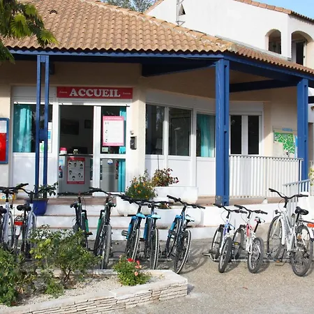 Azureva Du Roi - Port Camargue 3*