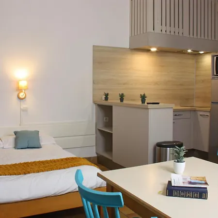Lejlighedshotel Azureva Du Roi - Port Camargue 3*