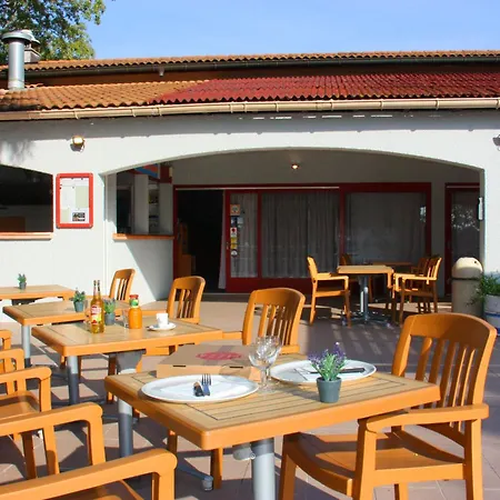 Aparthotel Azureva Du Roi - Port Camargue 3*
