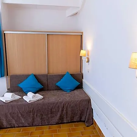Aparthotel Azureva Du Roi - Port Camargue 3*