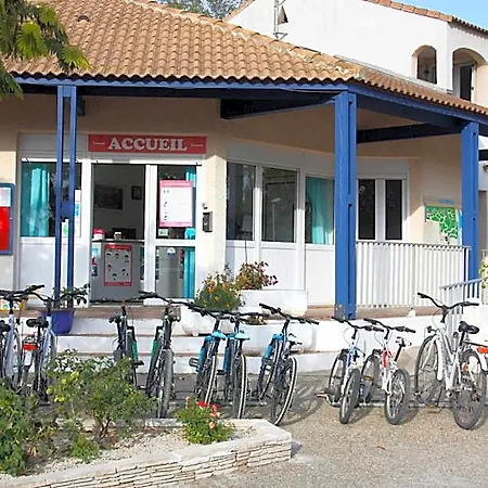 Azureva Du Roi - Port Camargue Aparthotel